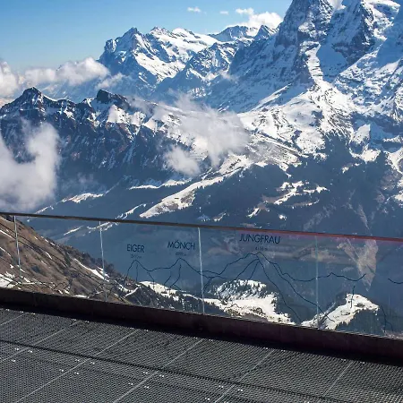Baerghaesli Im Beo Als Basis Im Wintersportgebiet Lejlighed Gsteigwiler